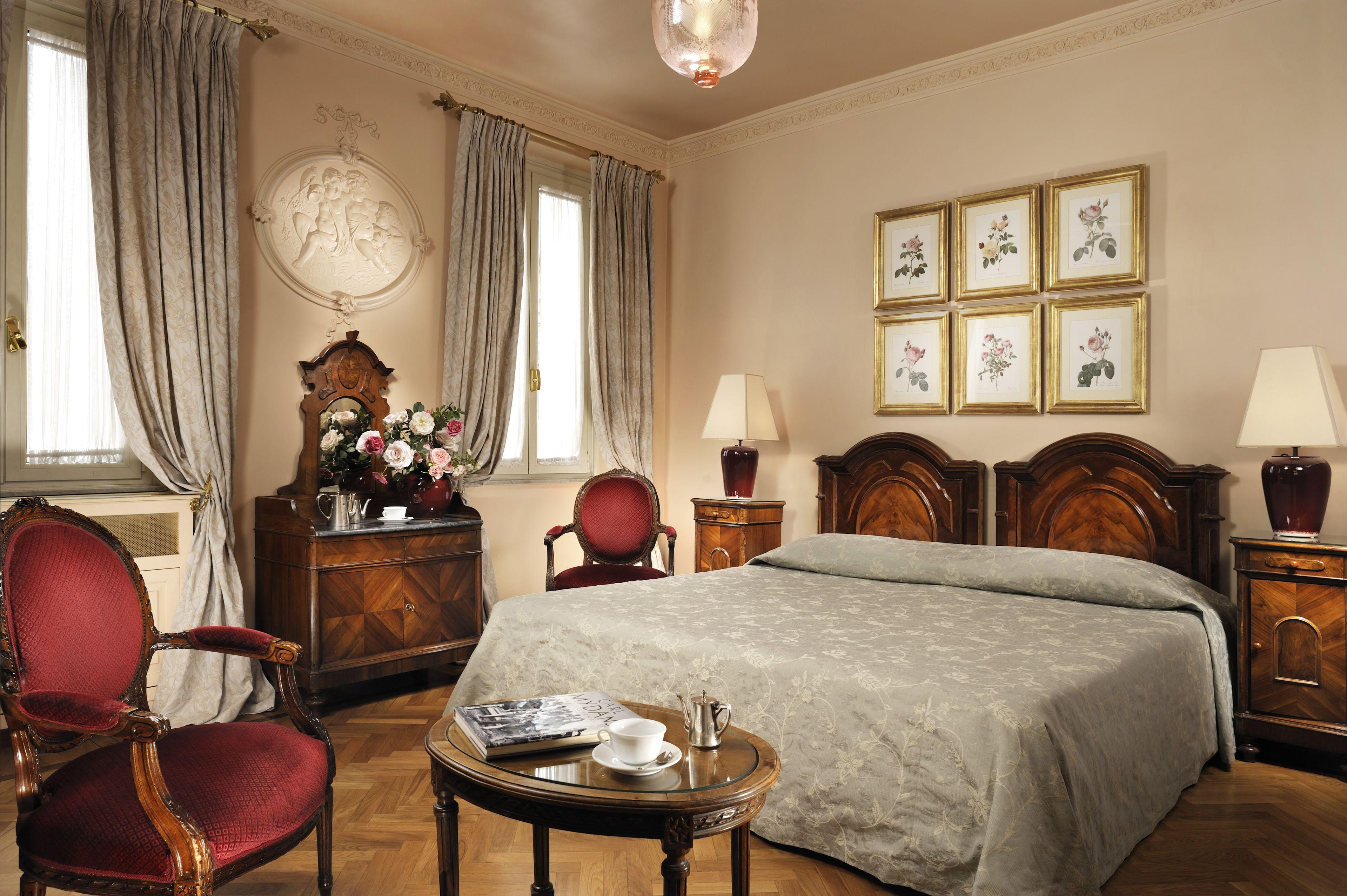 Alexandra, Rome